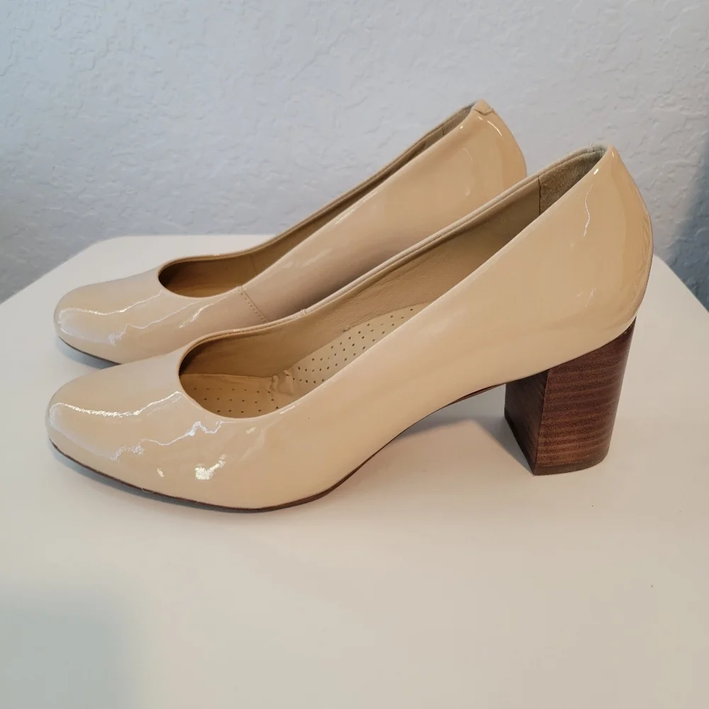 MARC JOSEPH NEW YORK MIDTOWN PATENT LEATHER PUMP IN NICE SIZE 9.5 NWOT